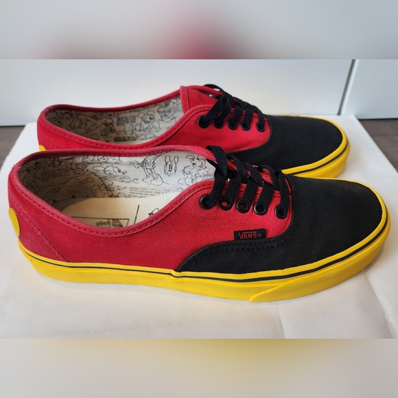 Vans X Disney 90th Anniversary Mickey Mouse (Men's 9) - Picture 5 of 9